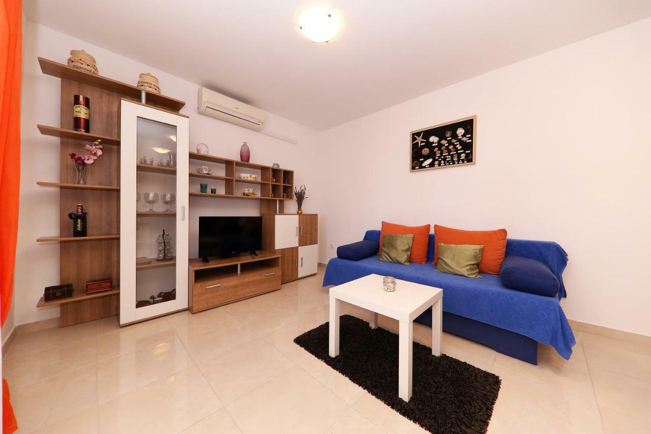 Apartments Anka Rtina Esterno foto
